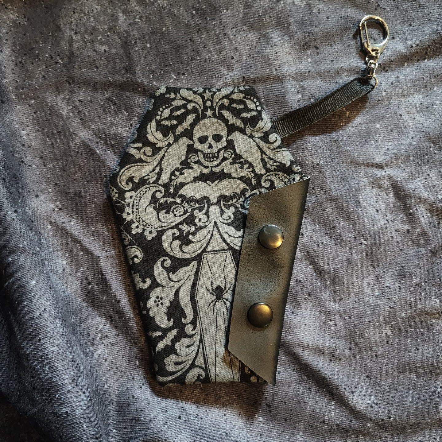 Skull Filigree Coffin Wallet